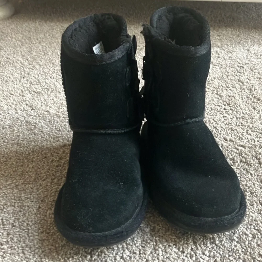 Koolaburra by ugg bow boots